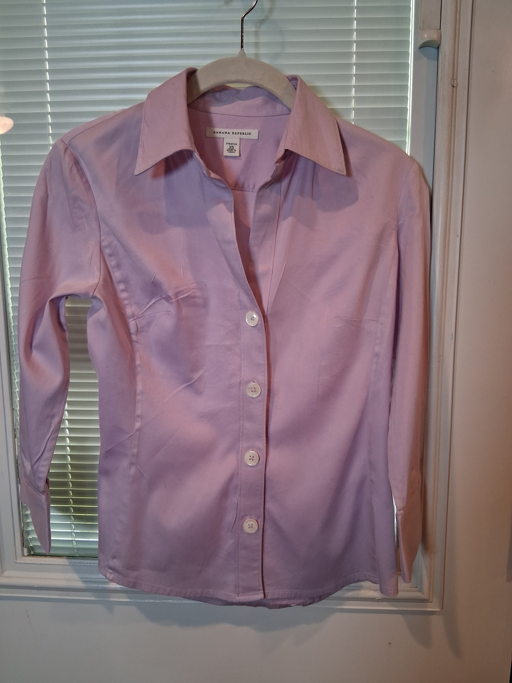 sku333 Banana Republic Lilac Button-Up Shirt Size XS